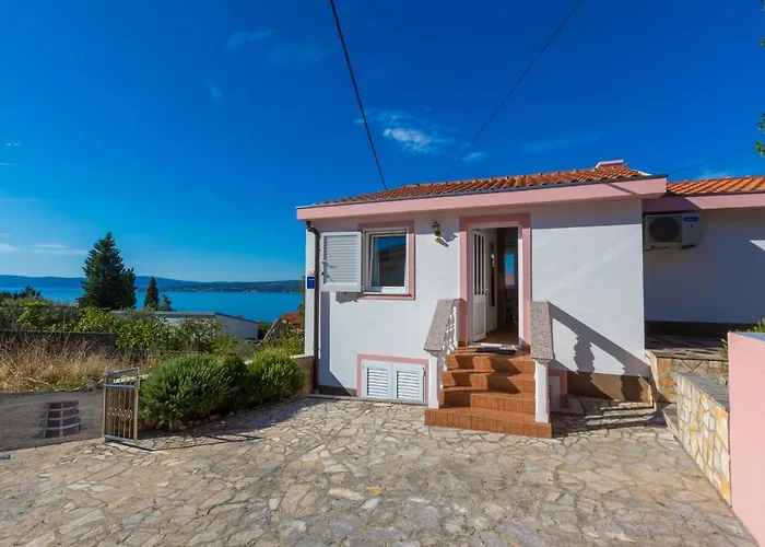 Apartament In 41516 *